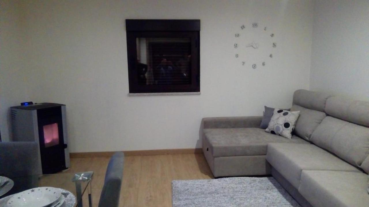 Vila Casa Eiro Lobios Exteriér fotografie